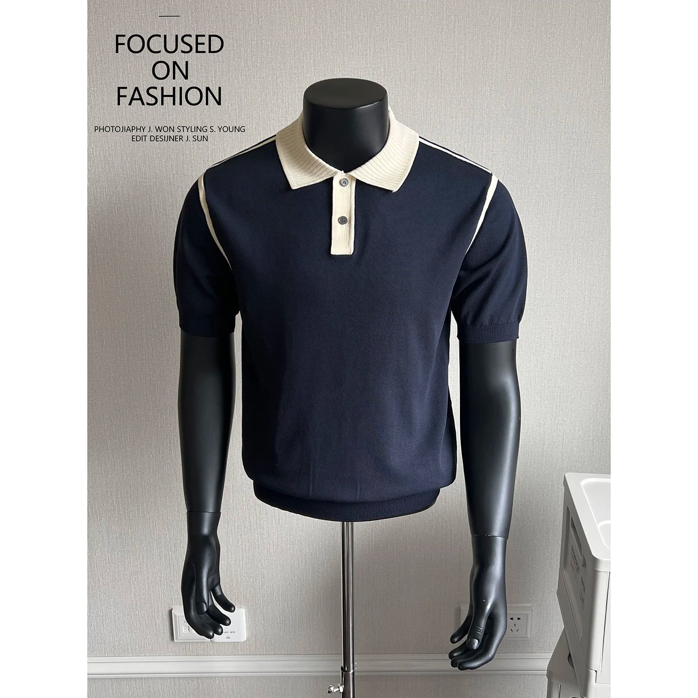 Old Money Style Men's Polo, Contrast Collar Knit Short Sleeve.Vintage-Inspired Men's Polo for Modern Sophisticates